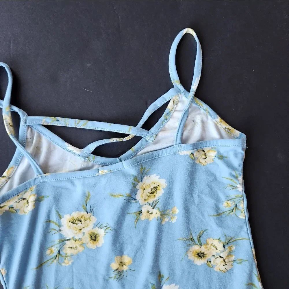 Rue 21 Soft Floral Tank - Picture 7 of 8